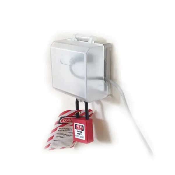 Button and rotary switch lockout cover - Image 5