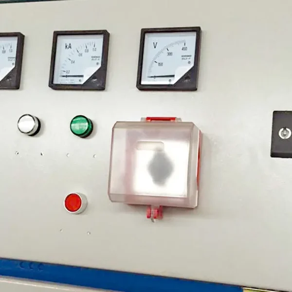 Button and rotary switch lockout cover - Image 6